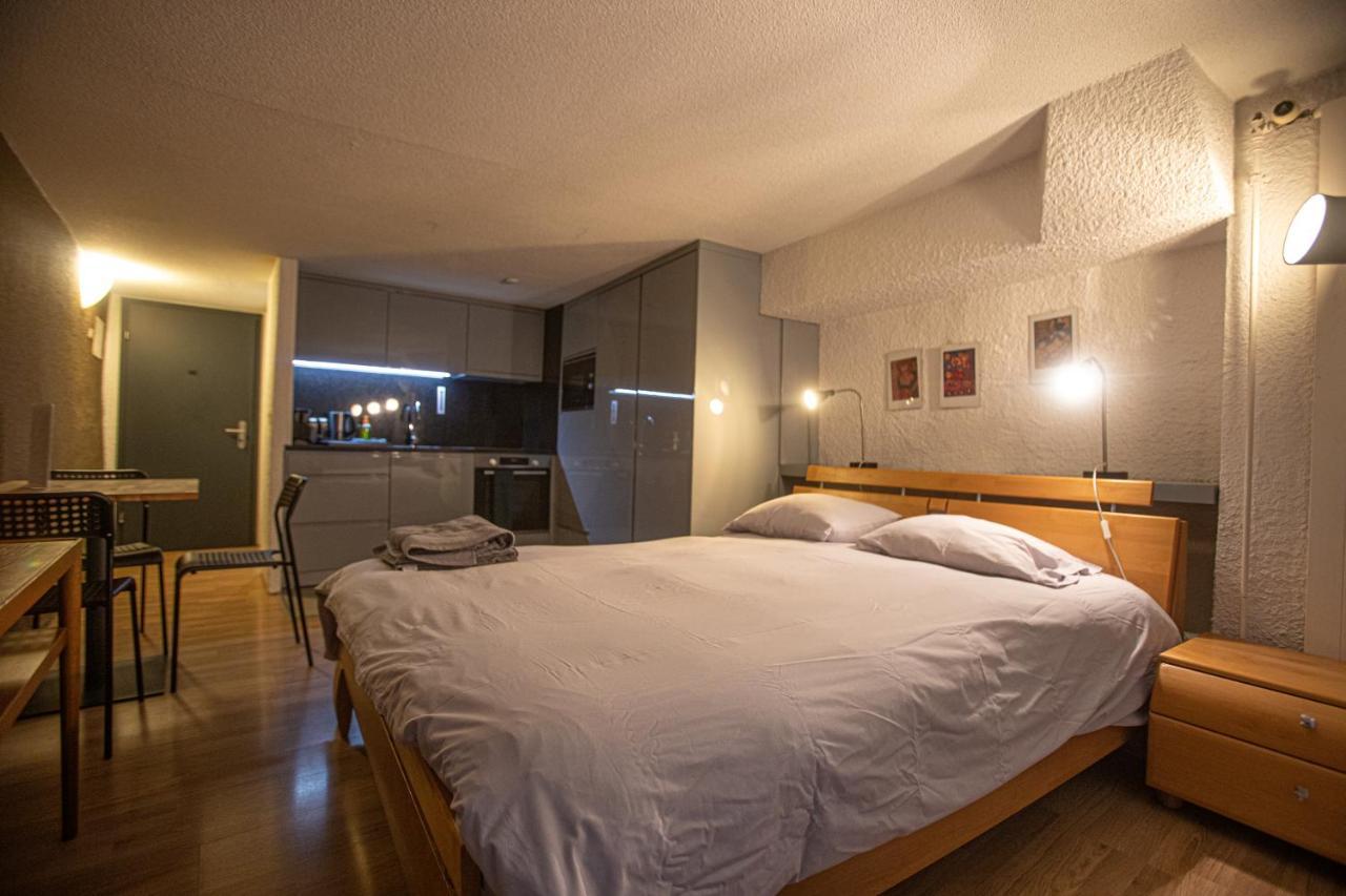 Studio Sieva Apartment Lausanne Bagian luar foto